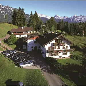 Gasthof Gästehaus Alpina 